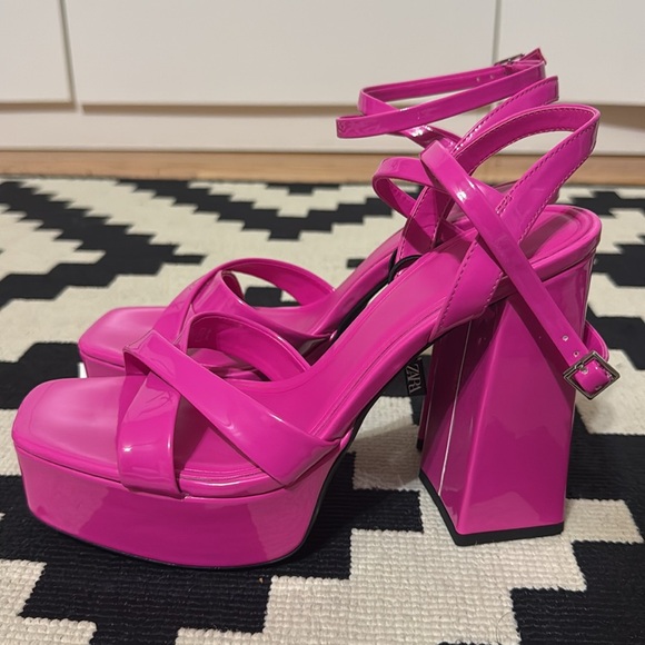Zara Hot Pink Fuschia Platform square toe strappy sandals - Picture 7 of 8